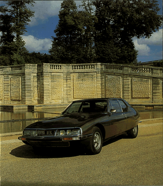 Another picture 
of the Citroen SM